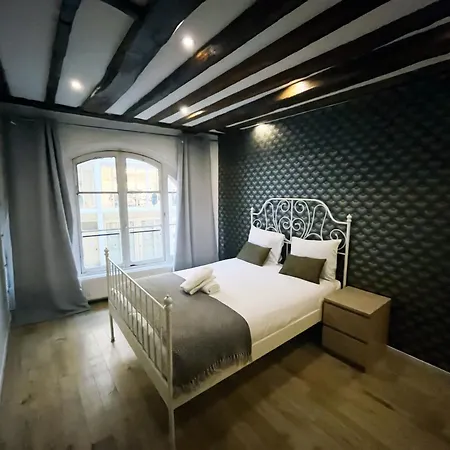 Apartamento Urban Flat 43 - Charming Parisian Flat Near Grands Boulevards