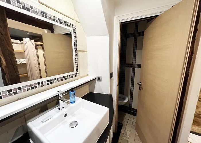 Urban Flat 43 - Charming Parisian Flat Near Grands Boulevards * Paris