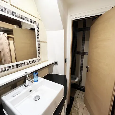 Urban Flat 43 - Charming Parisian Flat Near Grands Boulevards * Париж