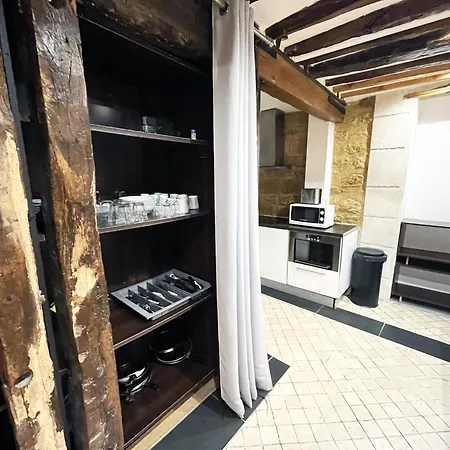 아파트 Urban Flat 43 - Charming Parisian Flat Near Grands Boulevards