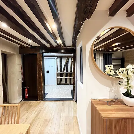 Urban Flat 43 - Charming Parisian Flat Near Grands Boulevards 아파트 *